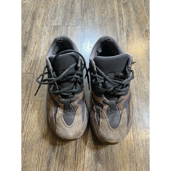 Men’s 9.5 - Adidas Yeezy Boost 700 V1 Mauve